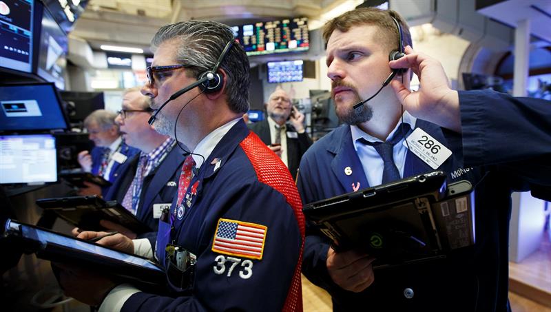 Wall Street cierra al alza y el Dow Jones avanza un 0,07 %